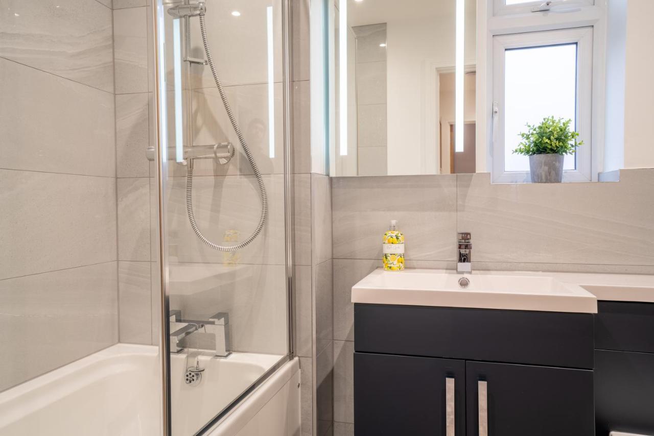 Mill Road Ground Floor Apartment Crawley  Luaran gambar