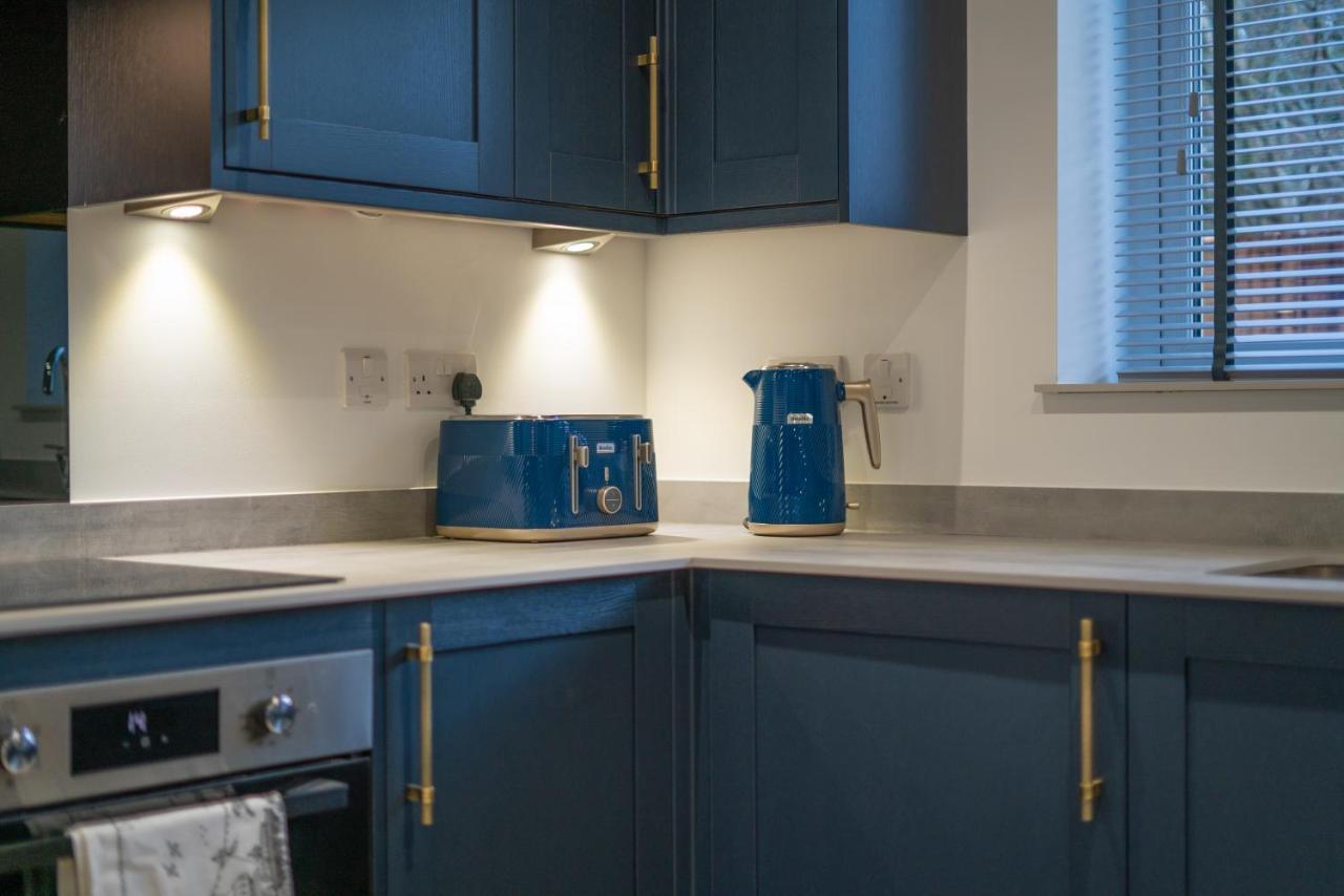 Mill Road Ground Floor Apartment Crawley  Luaran gambar